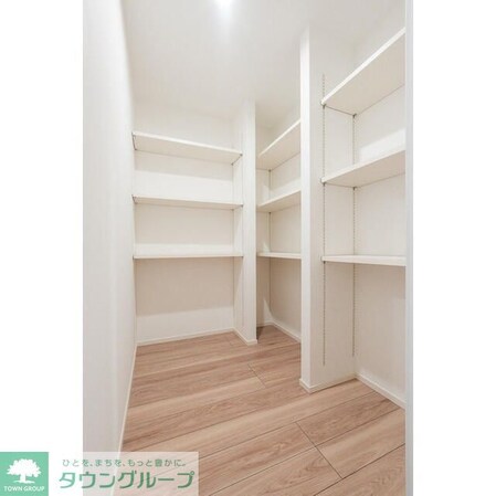 コンフォリア竹ノ塚イーストの物件内観写真